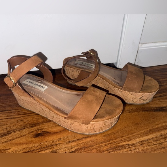 Steve Madden Shoes - Steve Madden Brown Wedge Sandals 8.5 Women’s Comfortable and Cute